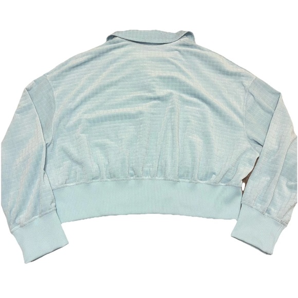 Nike Cropped Sweatshirt Womens Medium Light Blue Swoosh Pullover Long Sleeve - Picture 6 of 8
